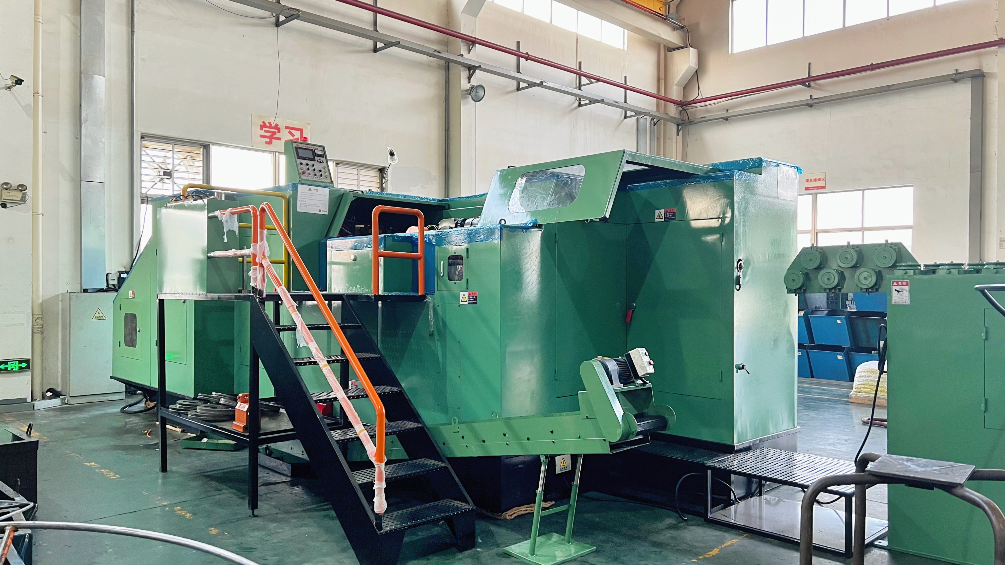 Αναβαθμίζοντας τα εργαλεία μας, τελειοποιώντας την τέχνη μας: Η Jinsixi παρουσιάζει το μηχάνημα κρύου κεφαλής 24B για την παραγωγή συνδετήρων μεγάλου μεγέθους