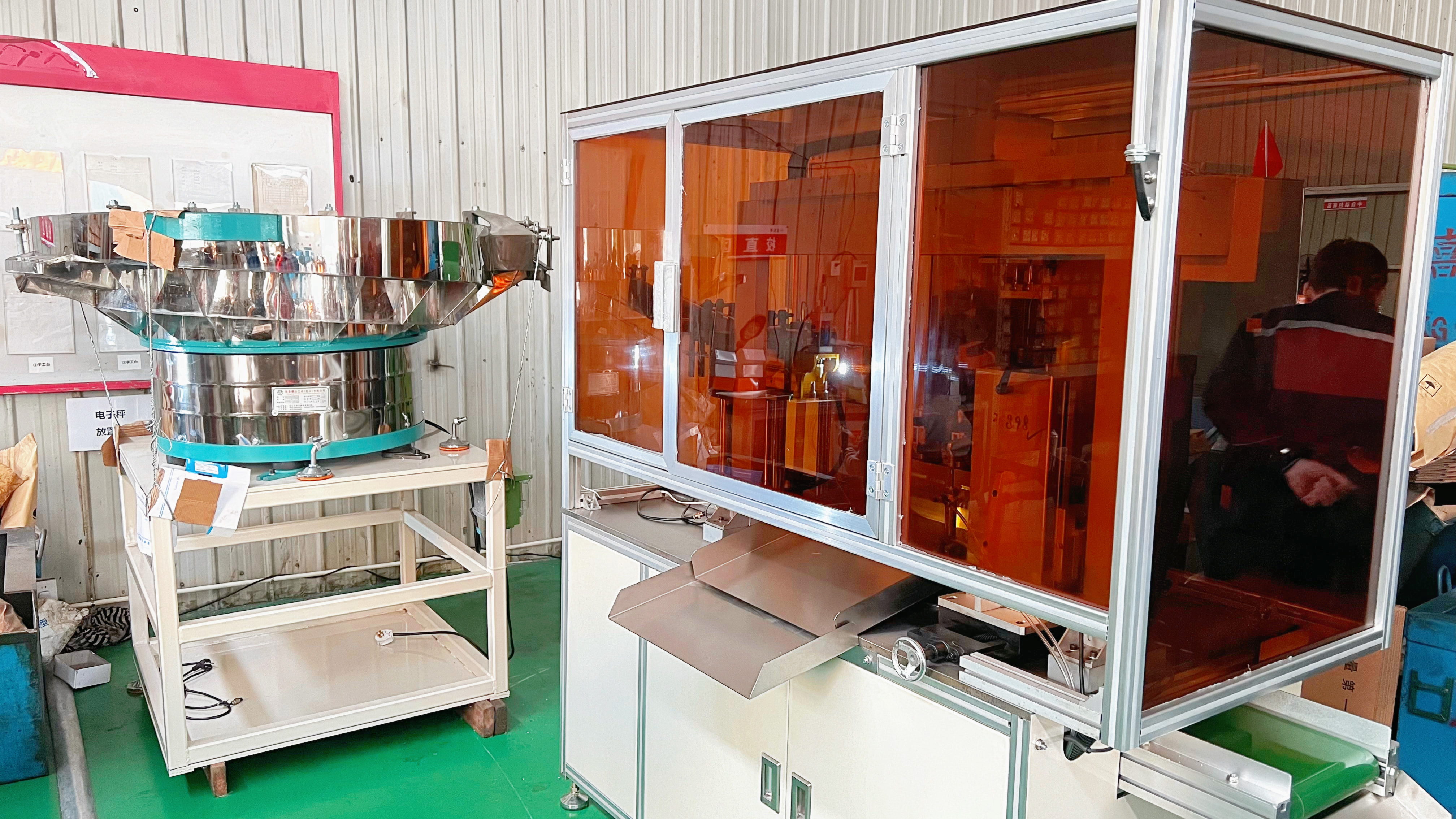 Ενισχύστε την ποιότητα και την αποτελεσματικότητα με την οπτική ταξινόμηση: Η Jinsixi φτάνει σε νέα ύψη στην κατασκευή ακριβείας.